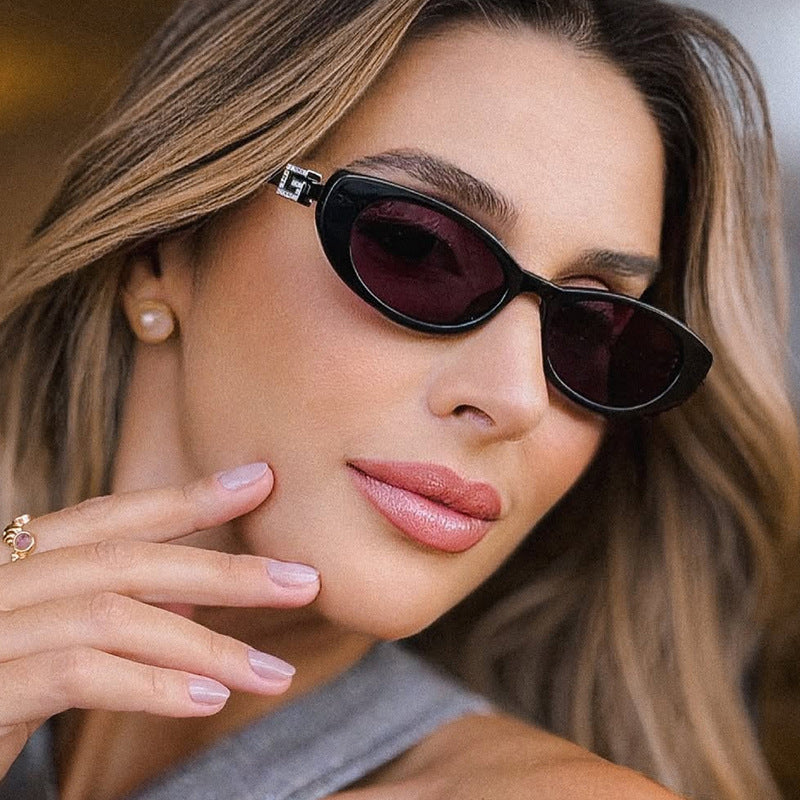 Damen Cat-Eye Sonnenbrille mit stilvollem Rahmen und luxuriösen Akzenten Karnz