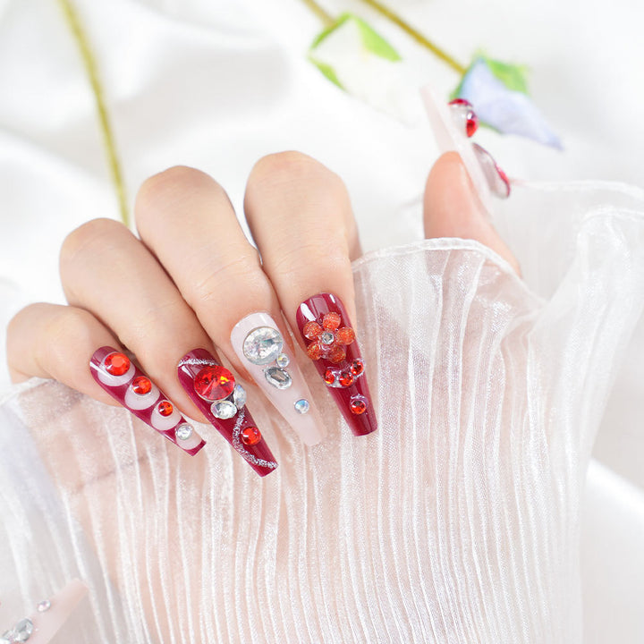 Glamouröse kristallverstärkte Press-On-Nagelset Karnz