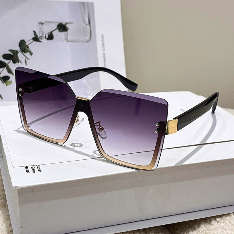 Damen Oversized Sonnenbrille im modernem Design mit UV-Schutz Karnz