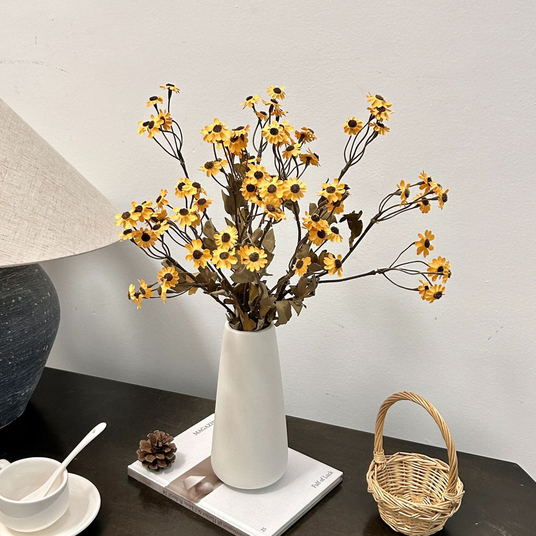 Dekorative Trockenblumen Karnz