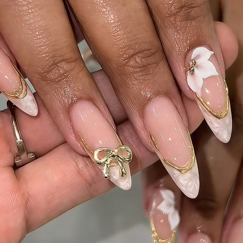 Elegantes Press-On Nail Art Set mit dekorativen Schleifenakzenten Karnz
