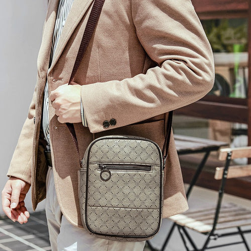Stylische Mehrfachfächer-Schultertasche