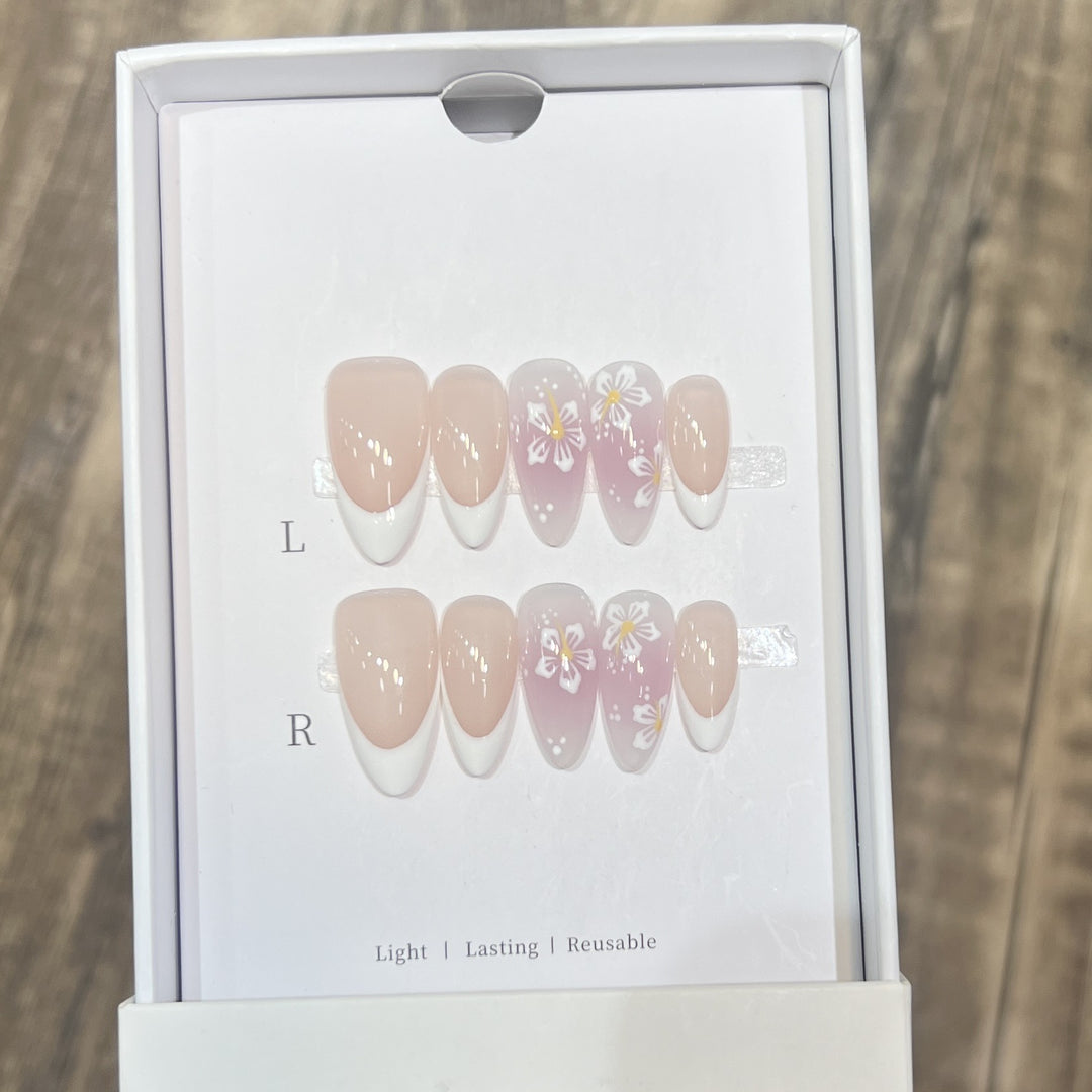 Floral-Design Wiederverwendbares Press-On-Nagelset Karnz