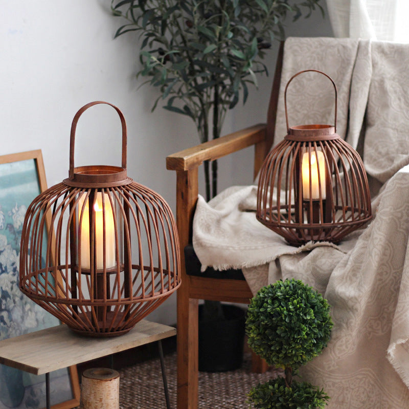 Dekorative Rattan-Laterne Karnz