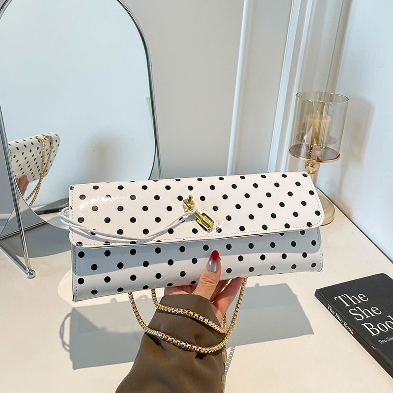 Chice patentierte Leder-Clutch