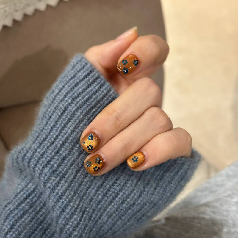 Exklusive Nagelkunst Karnz