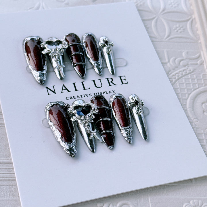 Gothic Glam Nagel Kunst Extensions