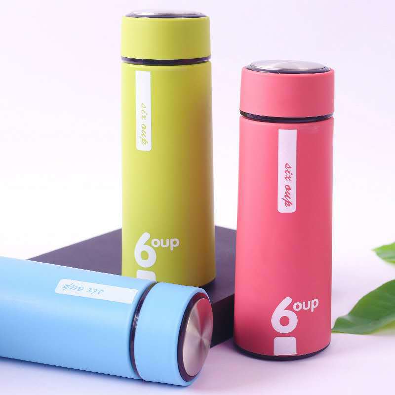 Unisex Isolier-Trinkflasche mit doppelwandiger Technologie Karnz