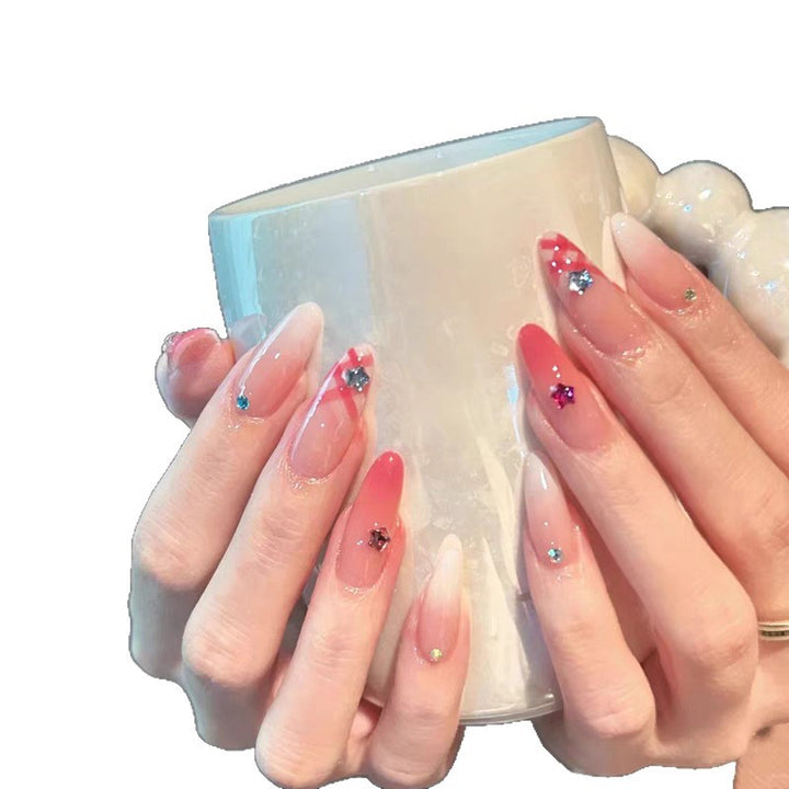 Stylisches Press-On-Nagelset mit Edelsteinakzenten Karnz