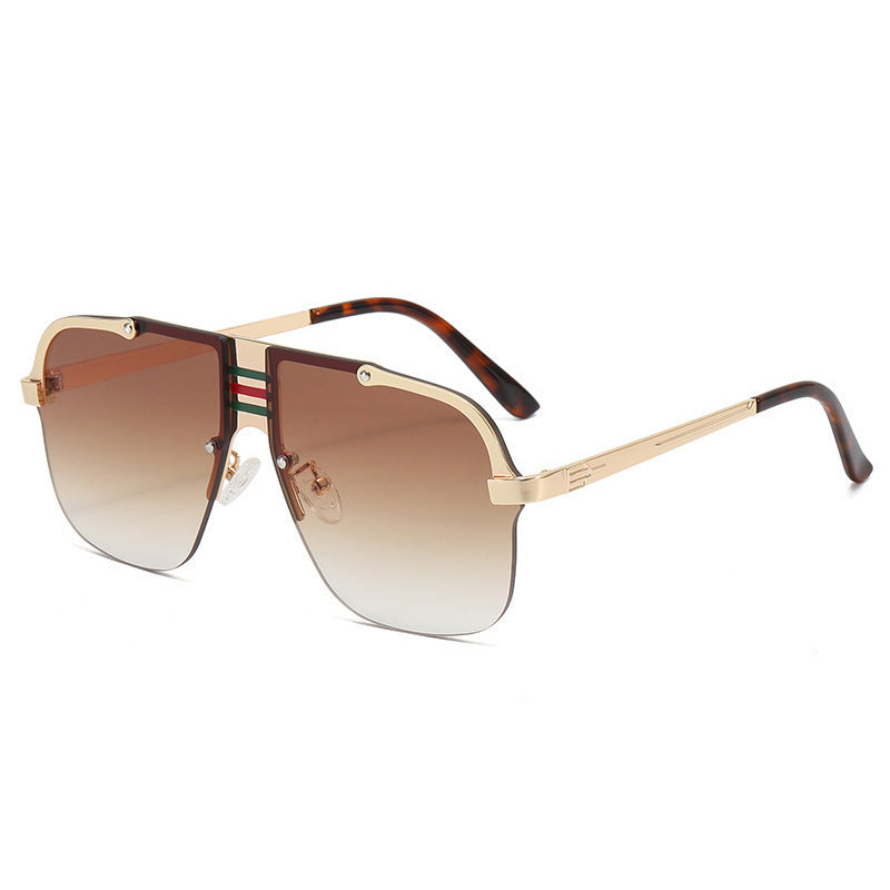 Damen Oversized Sonnenbrille mit einzigartigem, gradienten Gläsern und markantem Metallrahmen Karnz