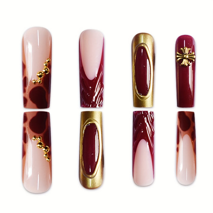 Glamouröse Acryl-Nagelkunst Karnz