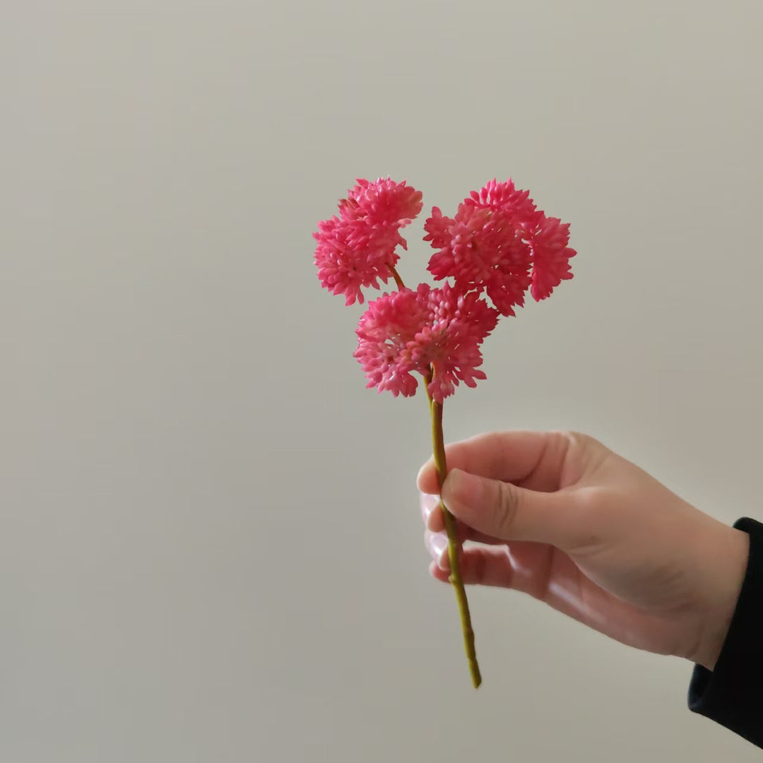 Realistischer Blumenstielstrauß