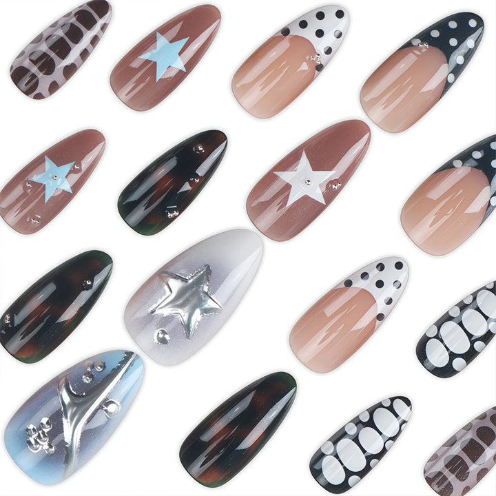 Künstlerisches Press-On-Nagel-Set mit Stern- und geometrischen Designs Karnz