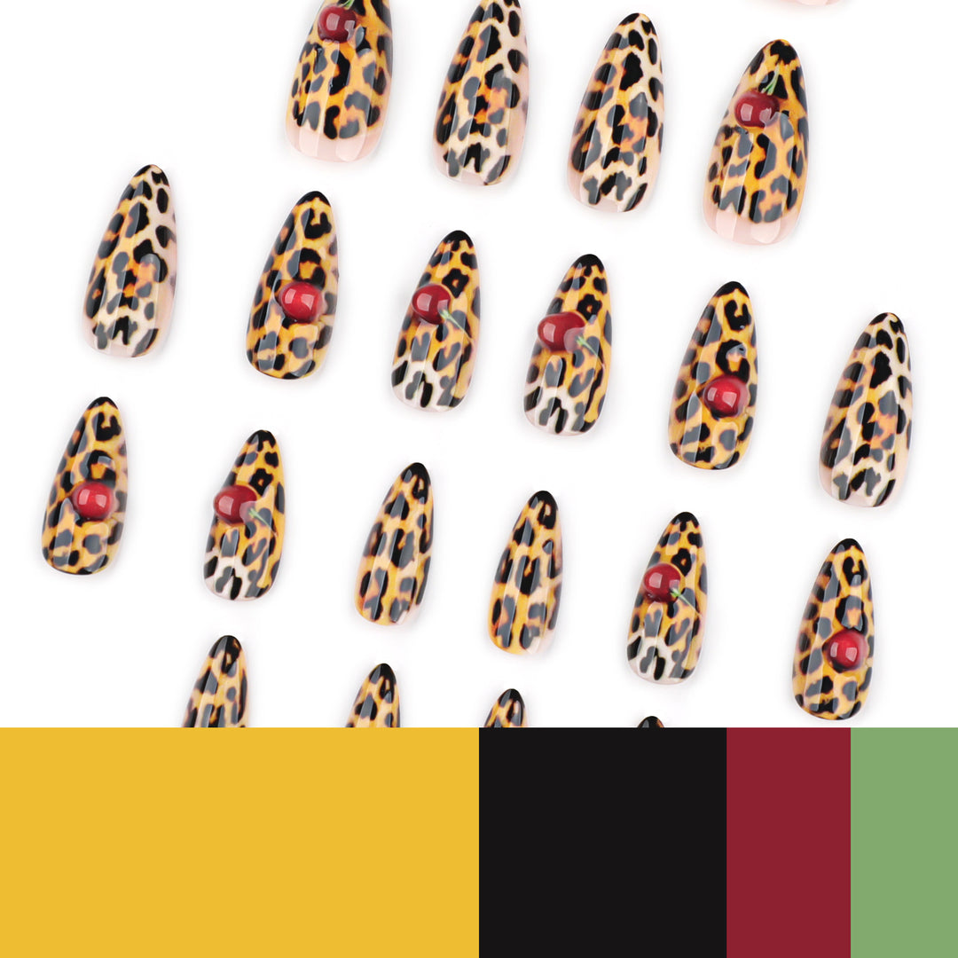 Kunstvolle Stiletto-Nägel mit Leopardenmuster und Akzenten Karnz