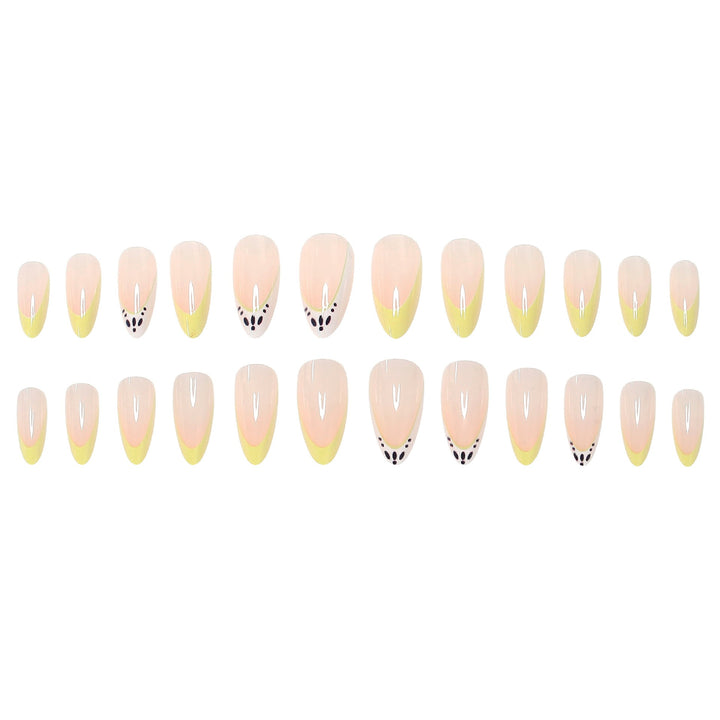 Künstlerisches Stiletto-Nageldesign mit Farbverlauf-Spitzen