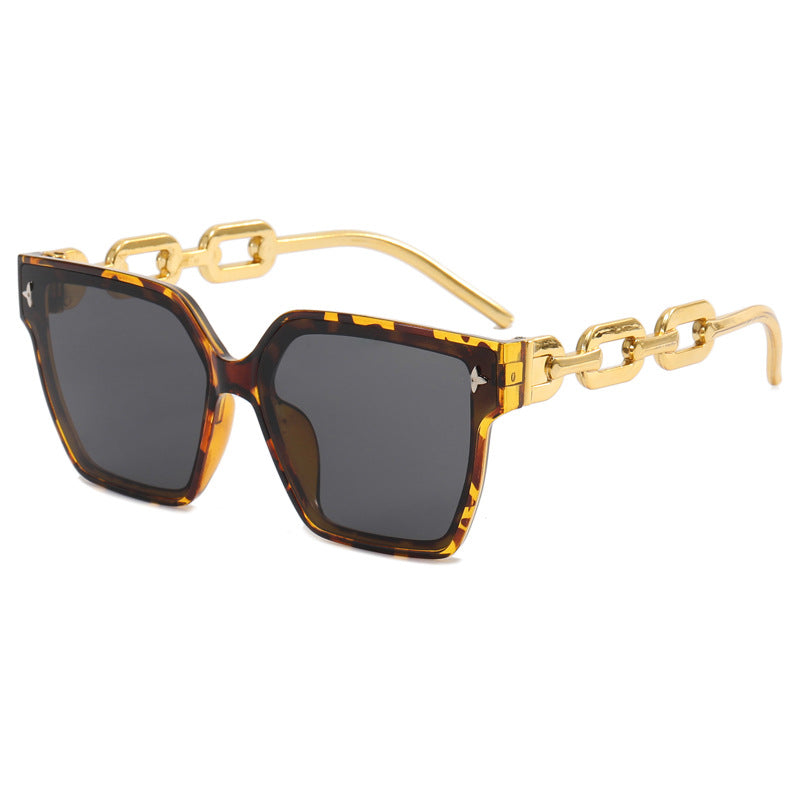 Damen modische quadratische Sonnenbrille mit luxuriösen Akzenten Karnz