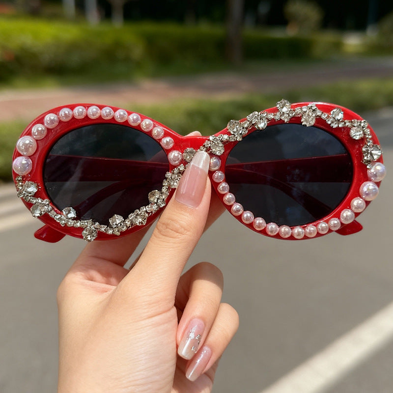 Elegante perlenverzierte Katzenaugen-Sonnenbrille Karnz