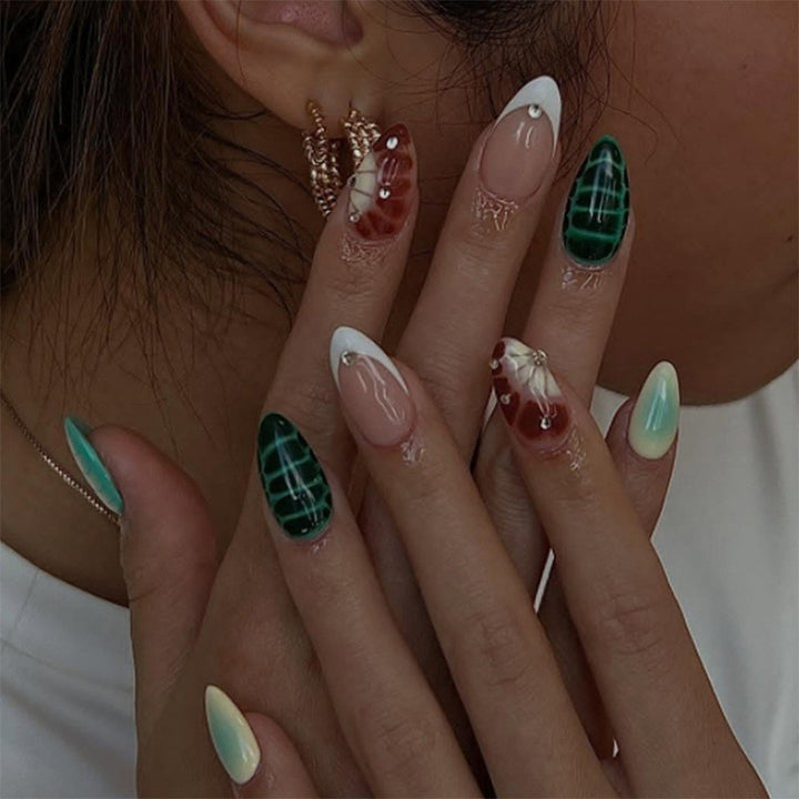 Artistic Nail Art Kit Karnz