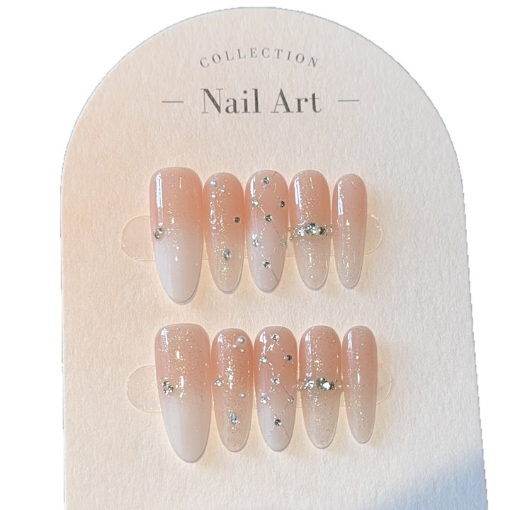 Kunstnägel mit Elegantem Ombre-Effekt Karnz
