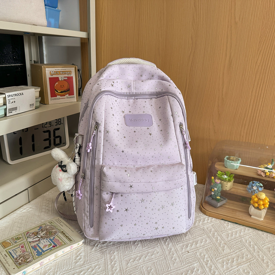 Stylischer Mehrzweck-Rucksack mit dekorativen Akzenten Karnz