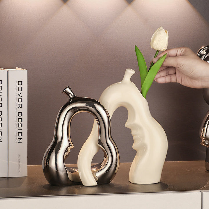 Abstrakte moderne Kunstskulptur für die Heimpräsentation