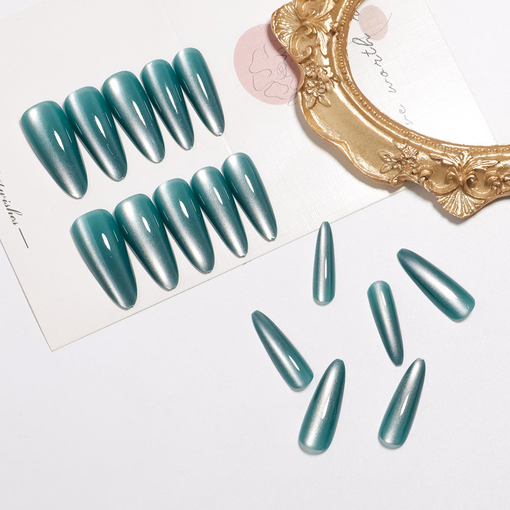 Gel-Nagel-Spitzen Karnz