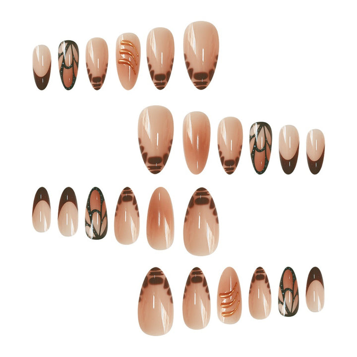 Stylische Press-On Nagelkunst Verlängerungen Karnz