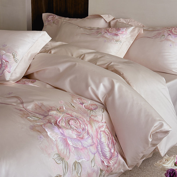Luxuriöses Satin-Bettwäsche-Set mit floraler Stickerei