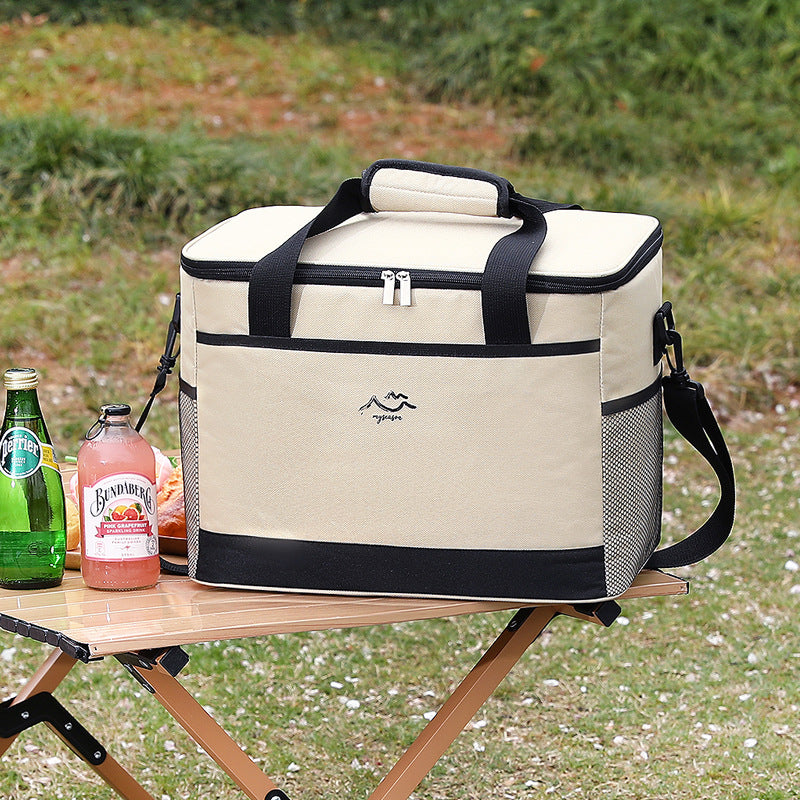 Isolierte Wochenend-Picknick-Kühltasche Karnz