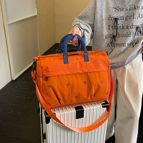 Vielseitige gestickte Duffel-Tasche Karnz