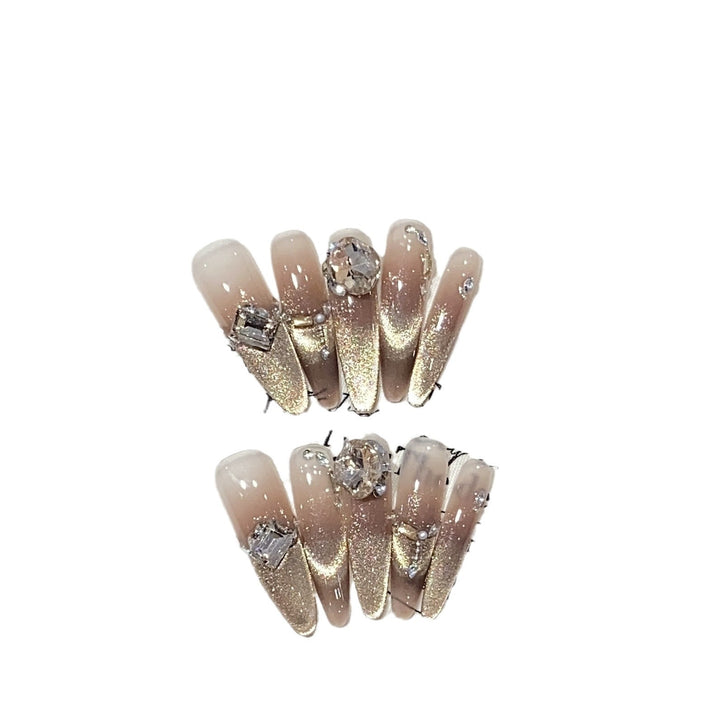 Glamorous Press-On Nail Art Set Karnz