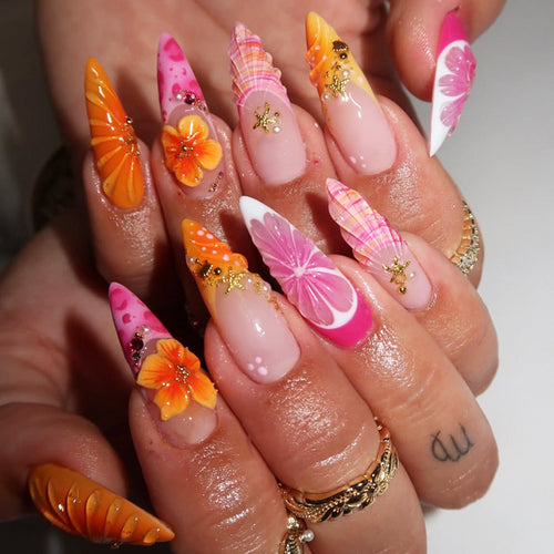 Künstlerisches dekoratives Nagelset Karnz
