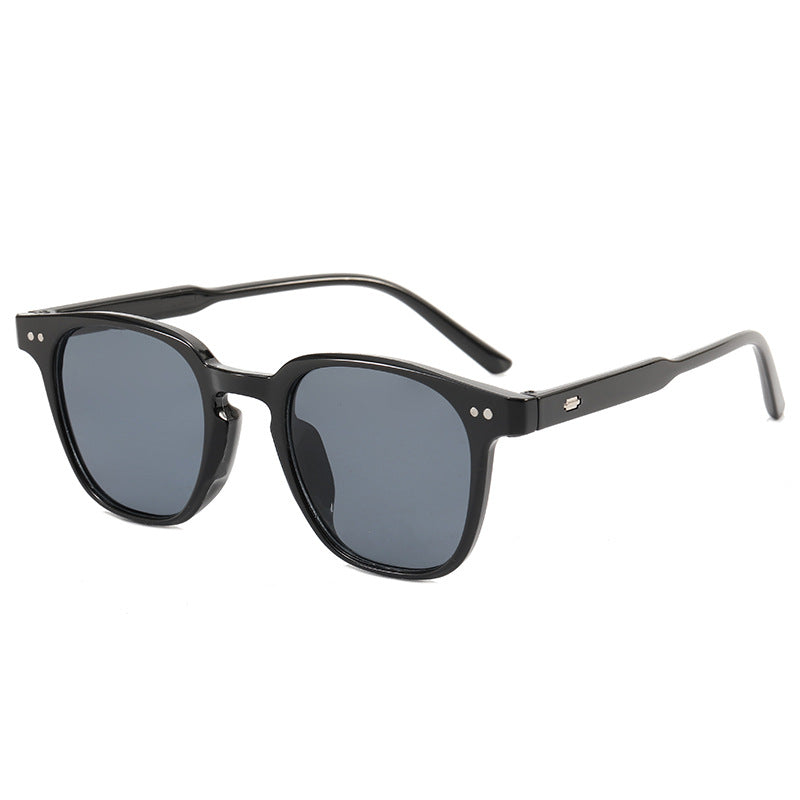 Damen modische quadratische Sonnenbrille mit glänzendem Rahmen Karnz