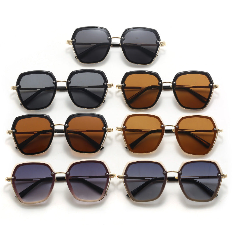 Damen Modische Oversized-Sonnenbrille mit eleganter Rahmenstruktur Karnz