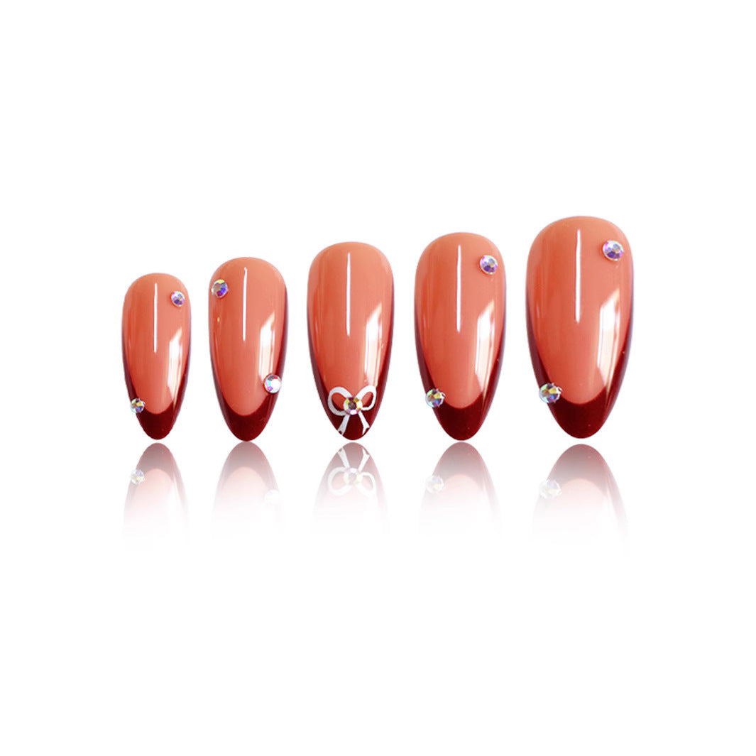 Elegante Press-On Stiletto Nagelkunst Karnz