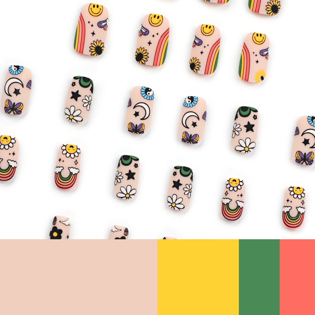 Künstliche Nagelkunst mit bunten Motiven und kreativem Dekor Karnz
