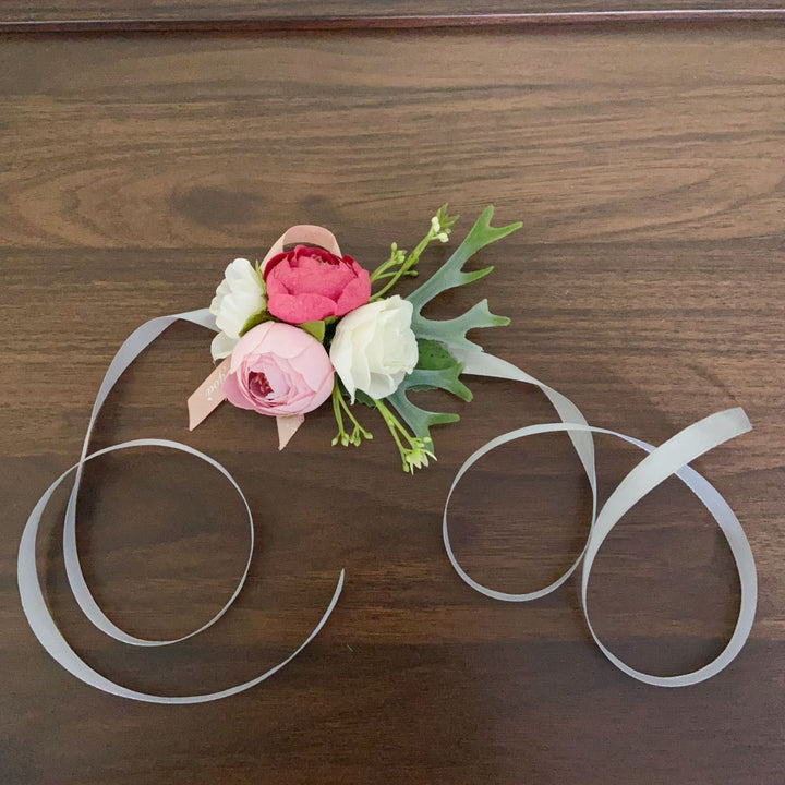 Elegante florale Haarschleife