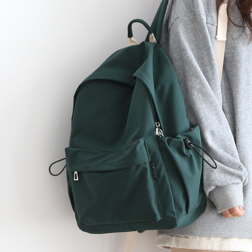Praktischer Rucksack mit Innovativem Verschlusssystem Karnz