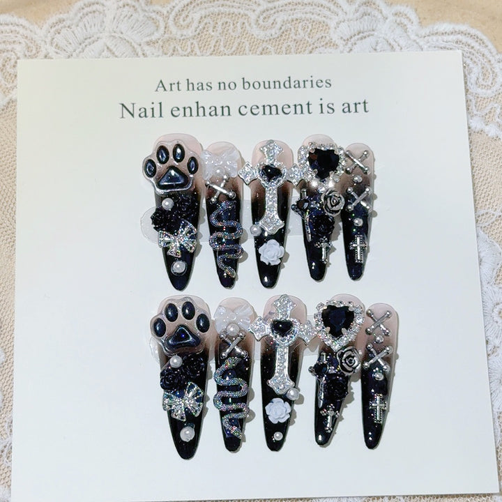 Dekorative Nagelkunst