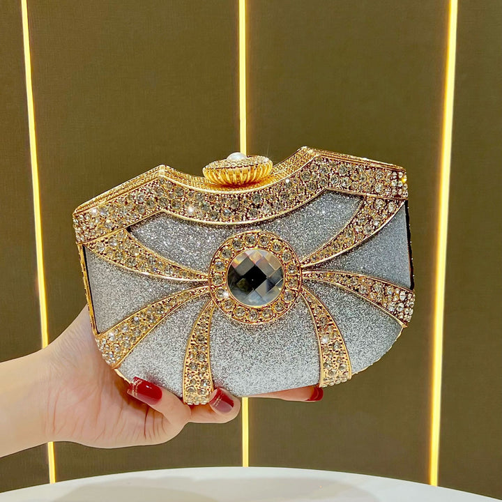 Dekorative Abenda clutch mit Strass-Akzenten