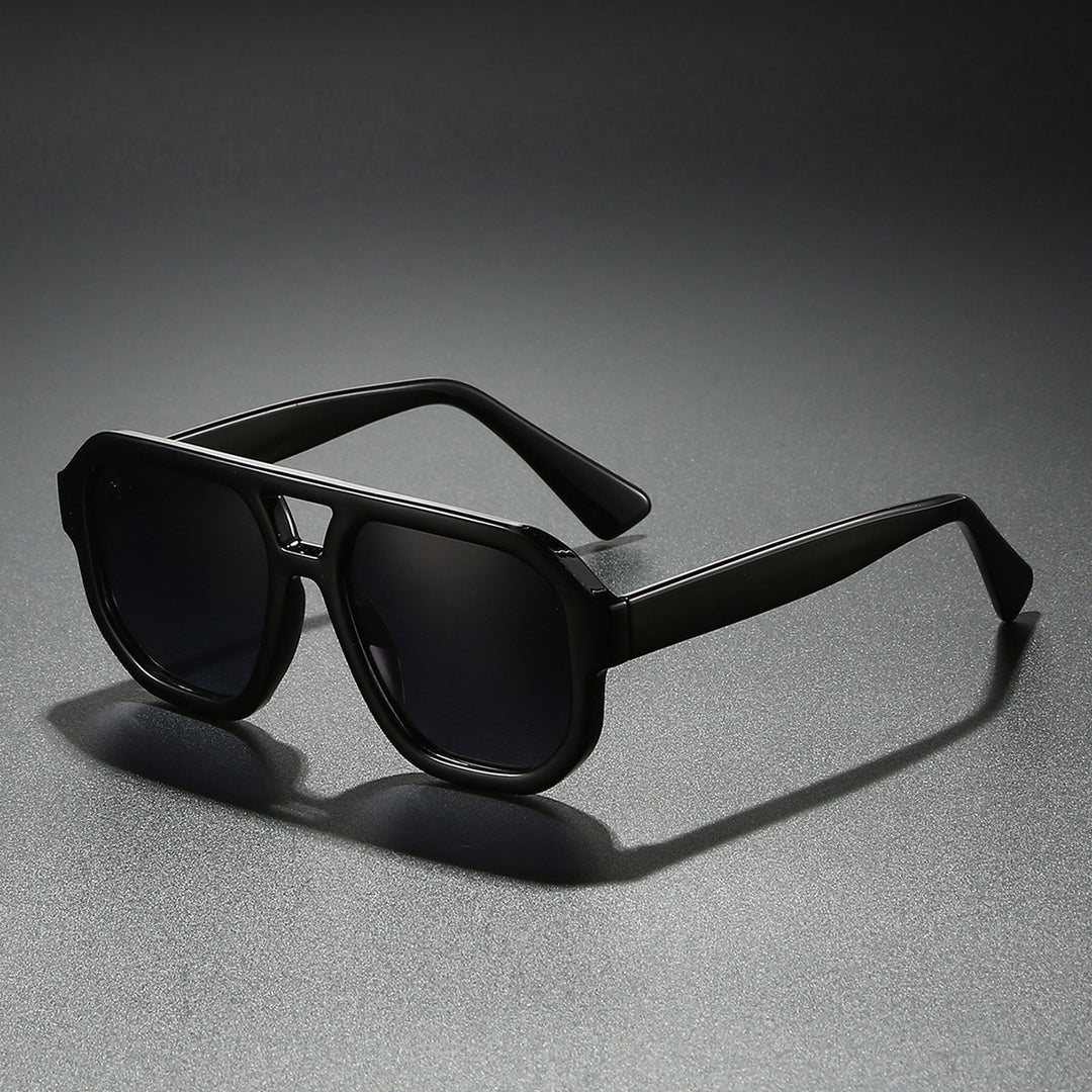 Damen Sonnenbrille im modernen urbanen Design mit breitem Rand Karnz