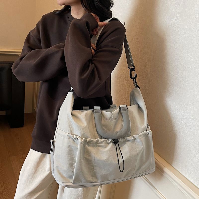 Multi-Pocket Reise-Duffle Bag Karnz