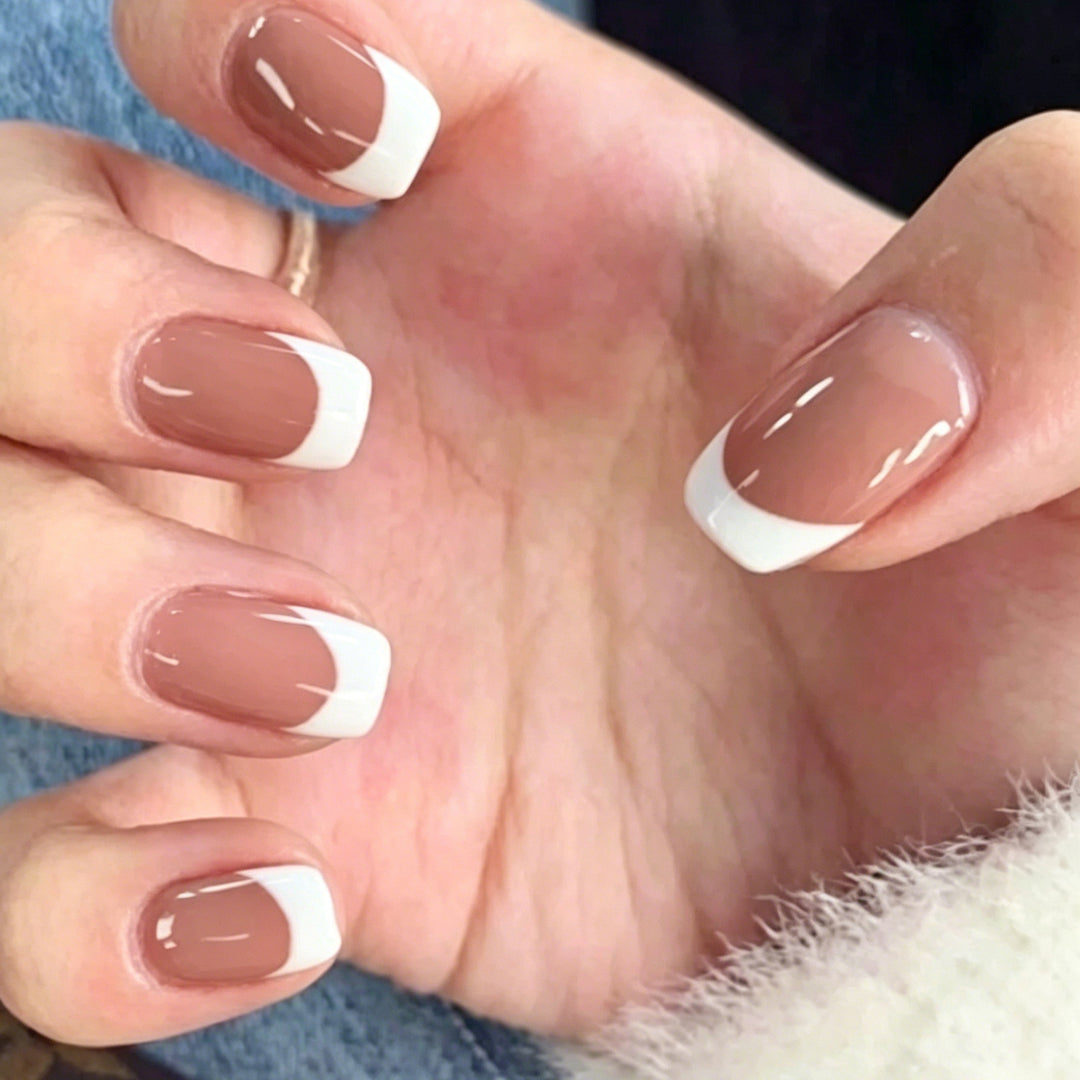 Chic Französische Tip Nagelverstärkungen Karnz