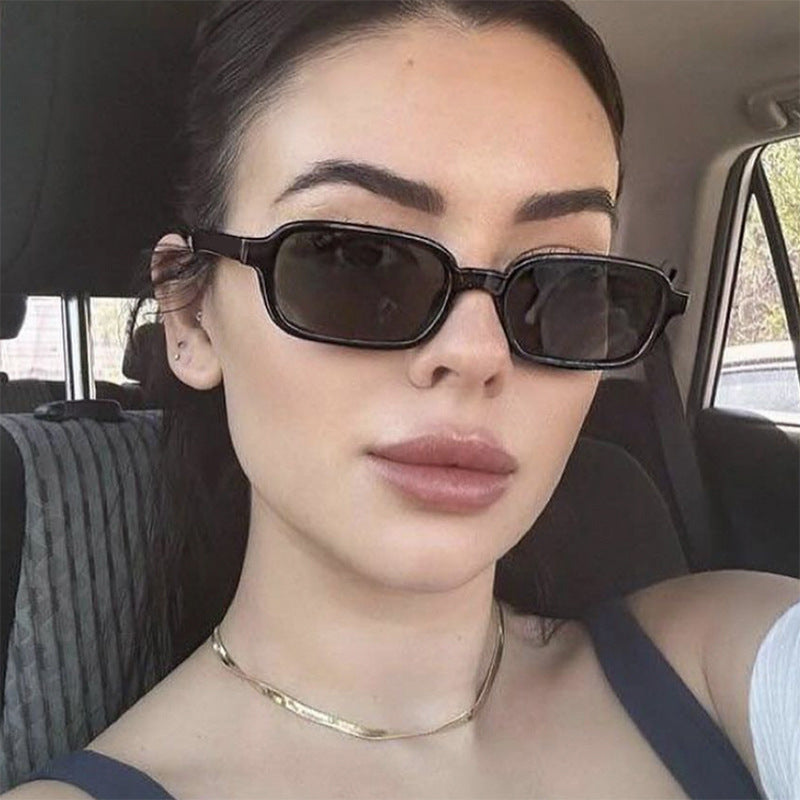 Damen quadratische Sonnenbrille mit einzigartigem, extravaganten Design und UV-Schutz Karnz