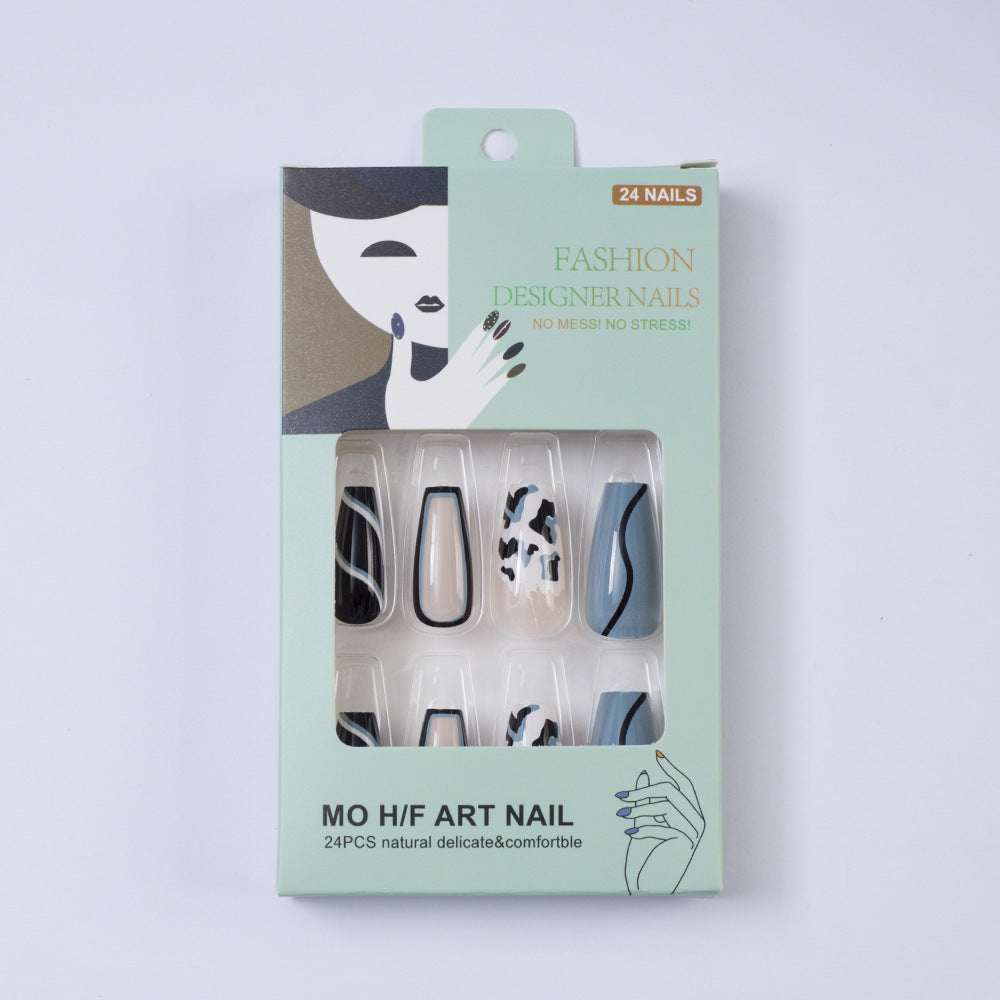 Kunstnägel im modernen Tiermuster Design Karnz