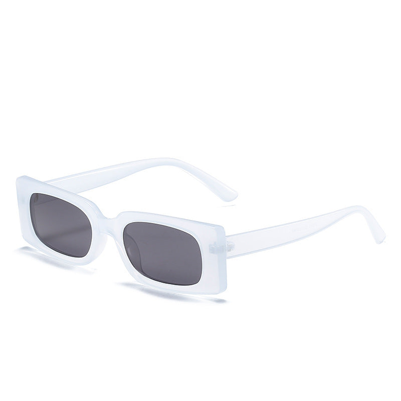 Damen Sonnenbrille im modernen Retro-Stil Karnz
