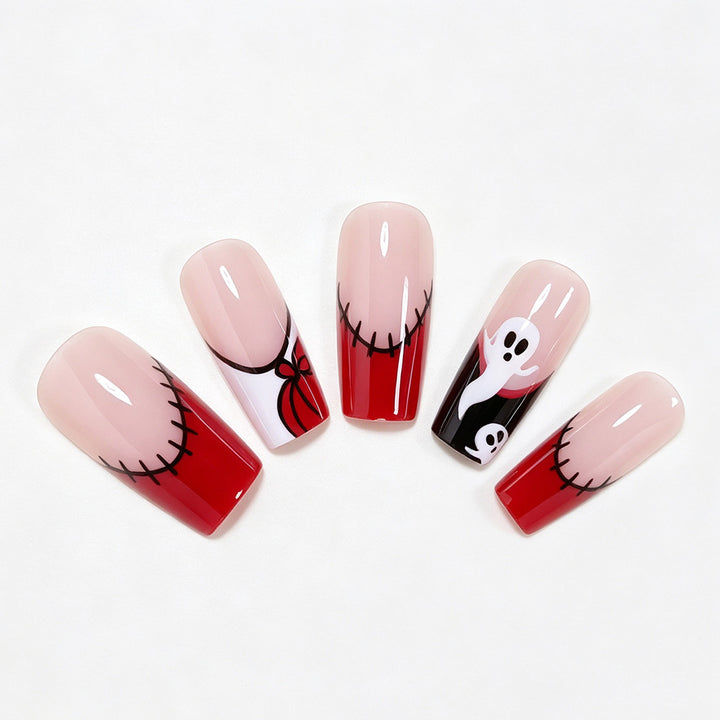 Kreative Halloween-Themen Press-On Nagelkunst Karnz