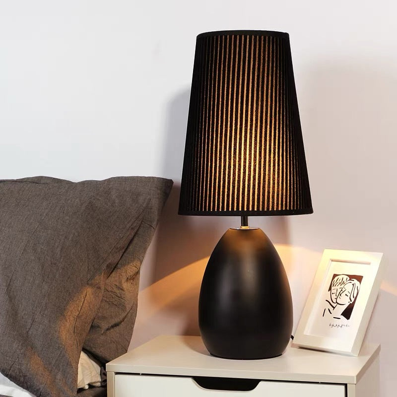 Elegante Moderne Tischlampe