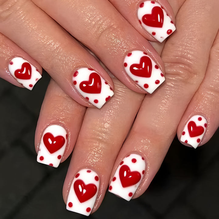 Herz-verzierte Press-on Nagelkunst Set Karnz