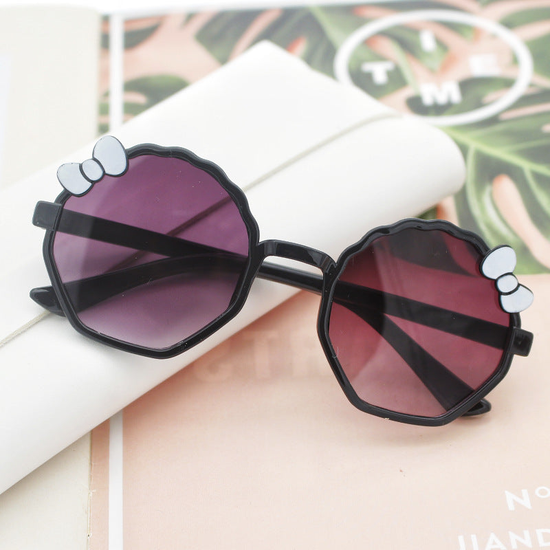 Damen verspielte Sonnenbrille im kreativen Design Karnz